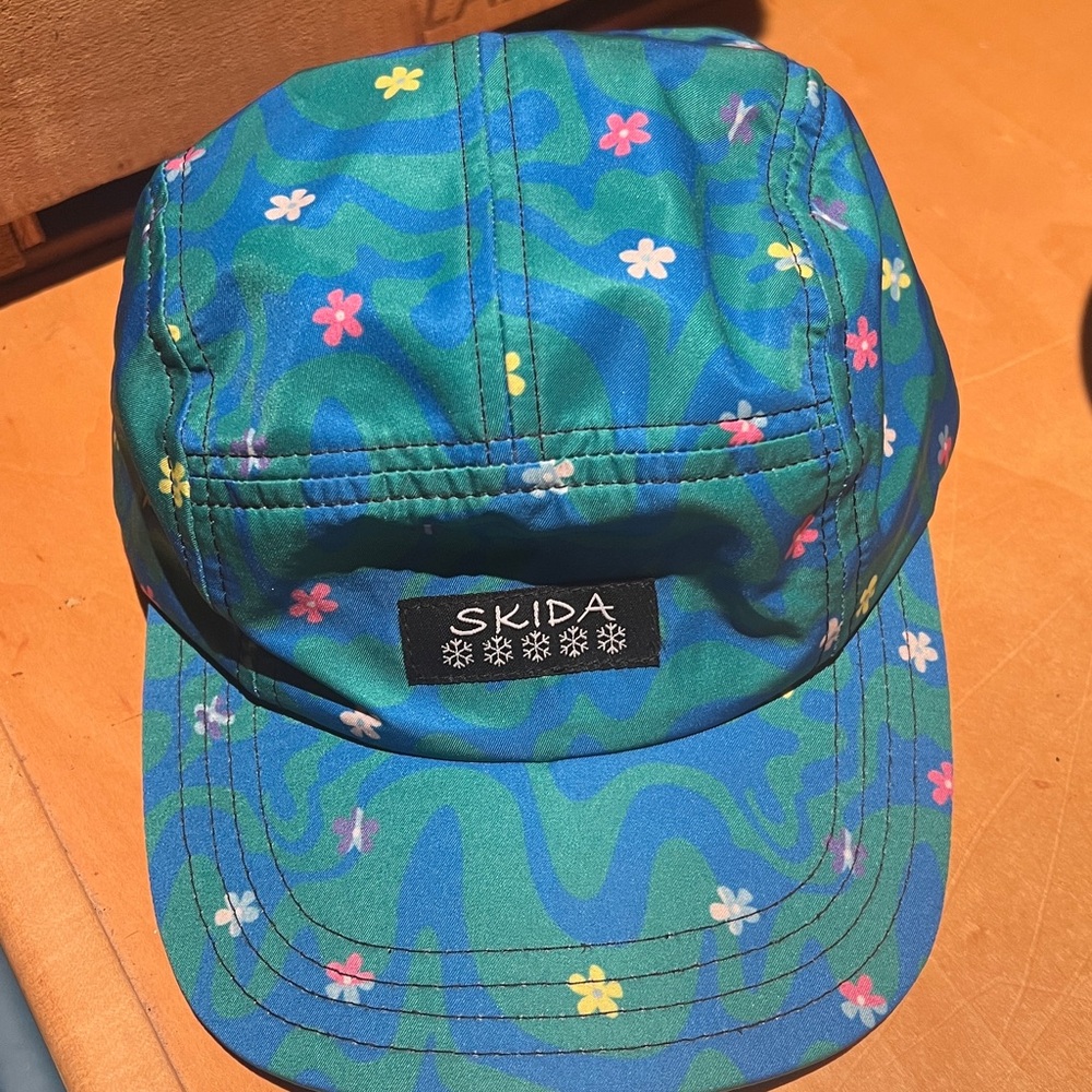 Skida Flat Five Panel Brim Hat